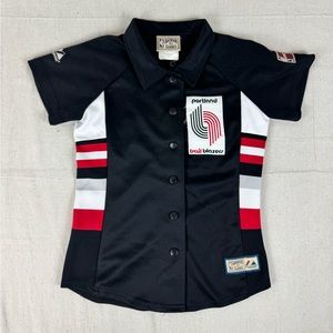 Kids Hardwood Classic Portland Trails blazers size  XS